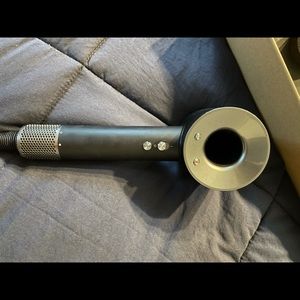 Dyson supersonic hair dryer